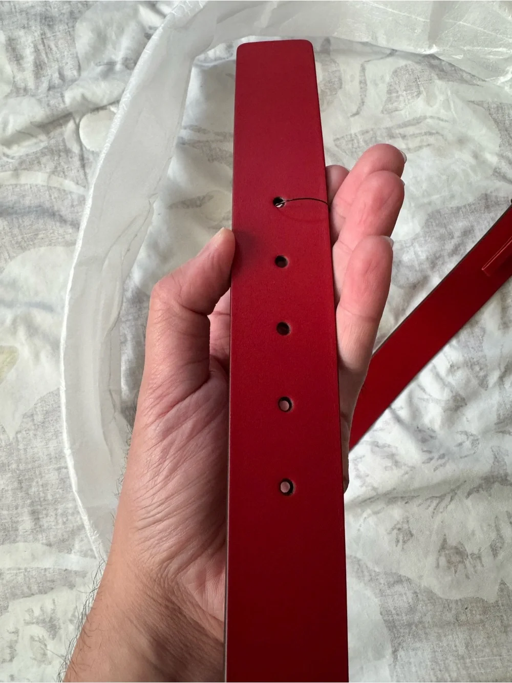 Gucci Red Leather Logo-Stamped Belt Strap
